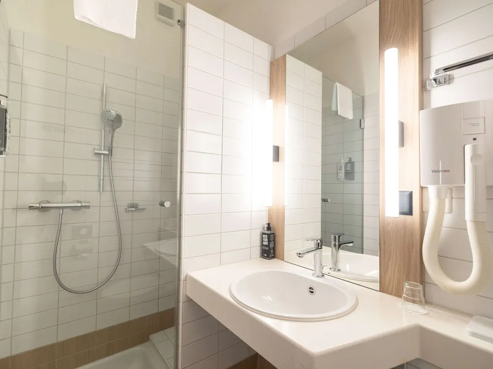 ibis Chur - Chambres