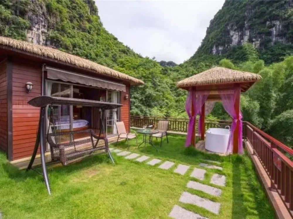 Bluesky Hotel & Resort - Général