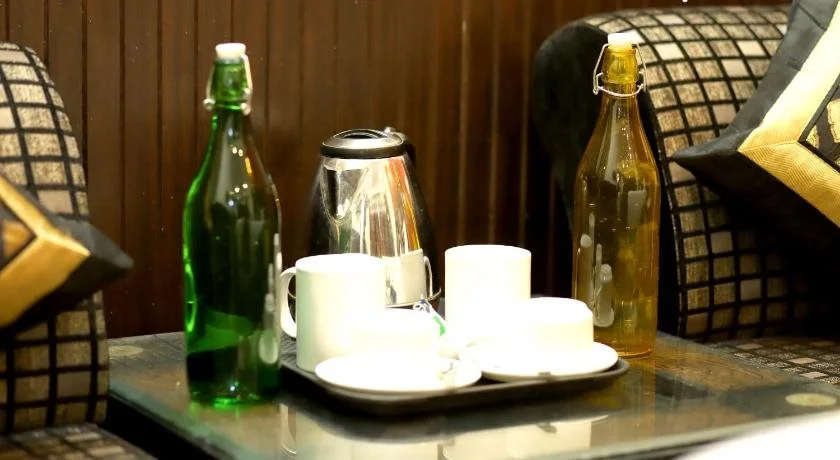 Food & Beverage