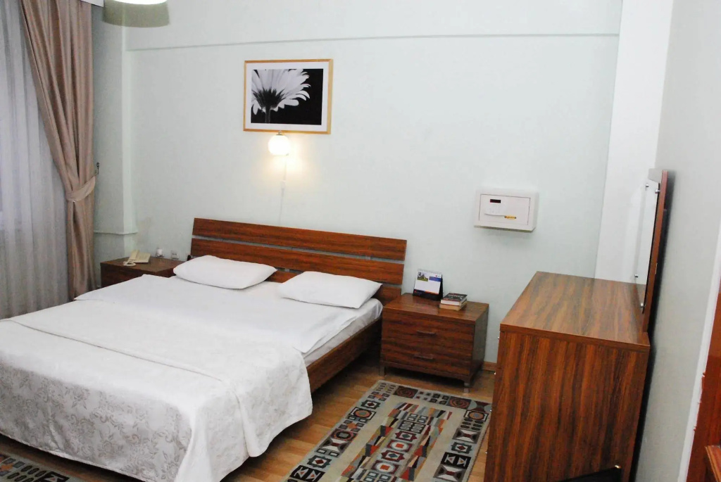 Hotel photo 8
