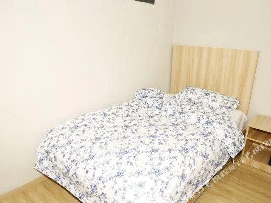 Xin'ganxian Qiche Themed Hostel