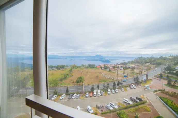RedDoorz Premium SMDC Tagaytay