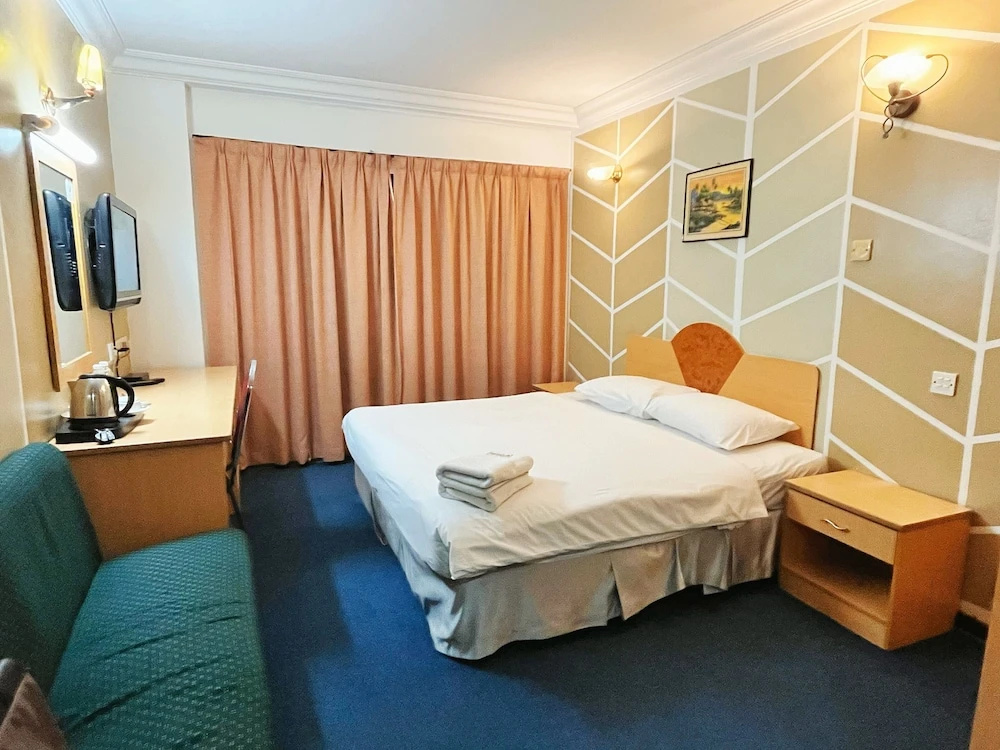 Superior Double room (full double bed)