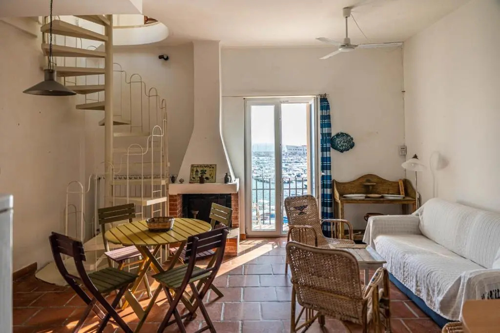 Deluxe Apartment with sea view