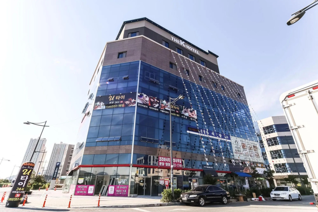 Changwon Jinhae Yongwon Hotel The K