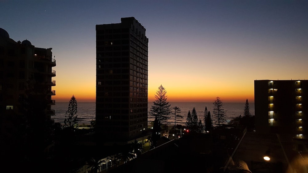 Beach & Waterfront
