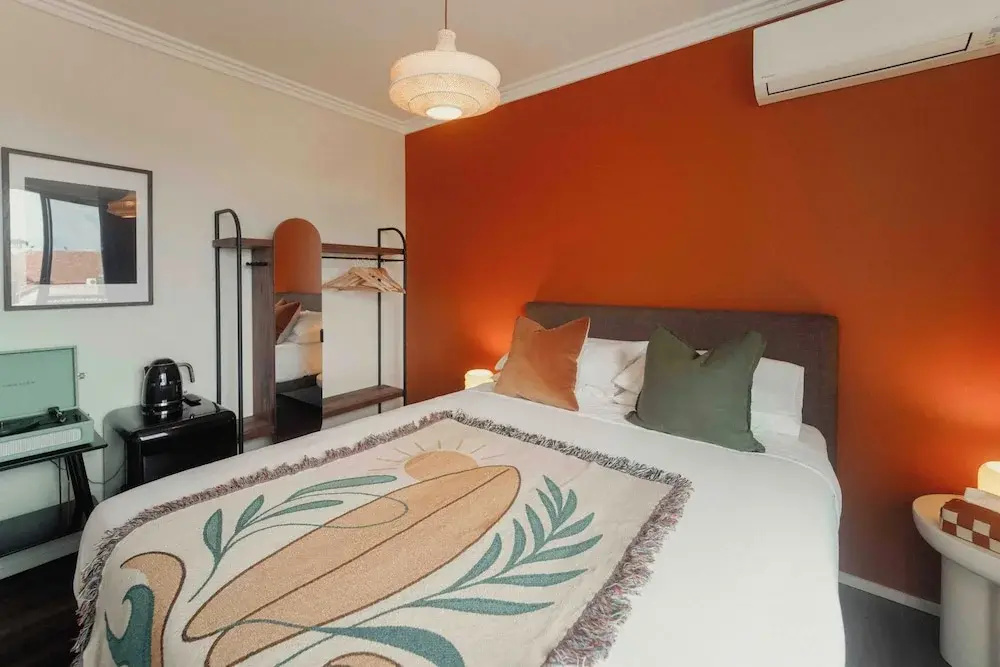 Superior Double room with balcony (full double bed)