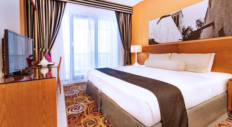 Golden Sands Hotel Apartments