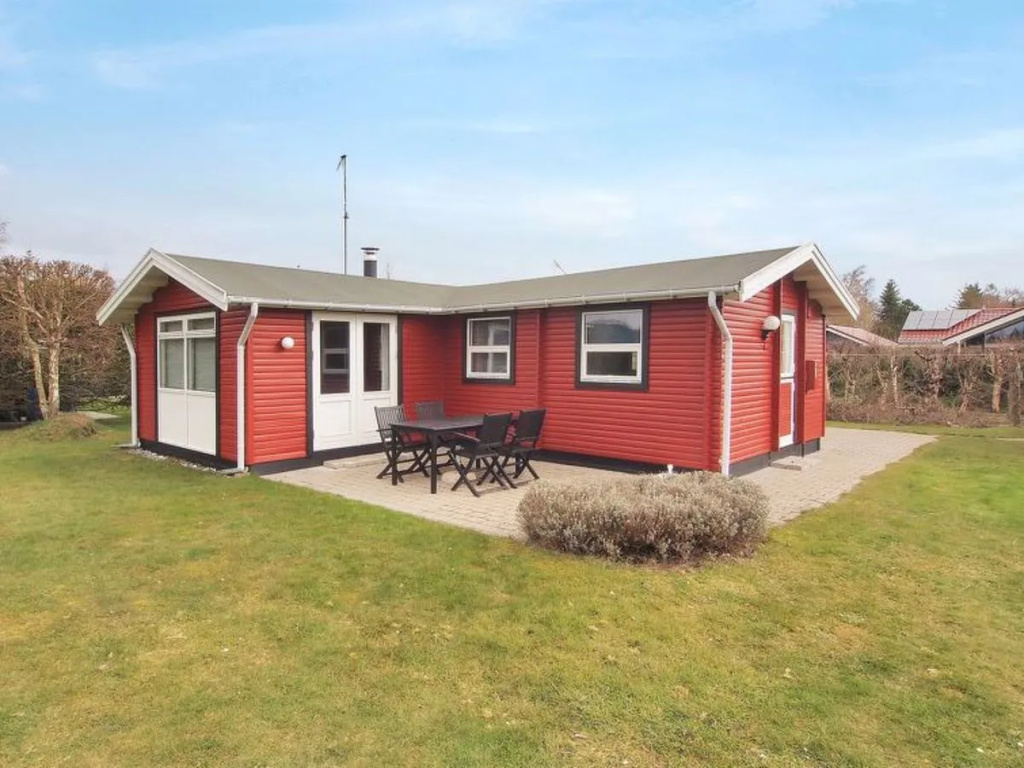 "Henrich" - 700m from the sea in Lolland, Falster and Mon