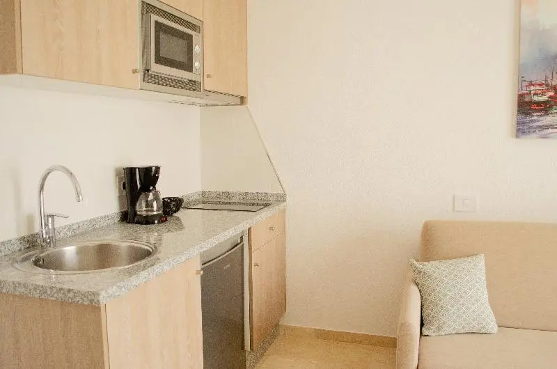 Klayman Olivina Aparthotel - Chambres
