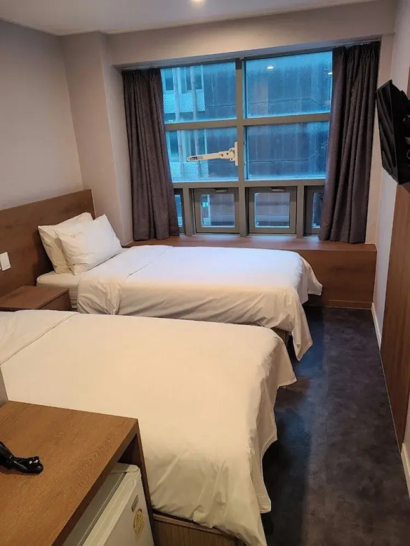 Double room (twin beds)