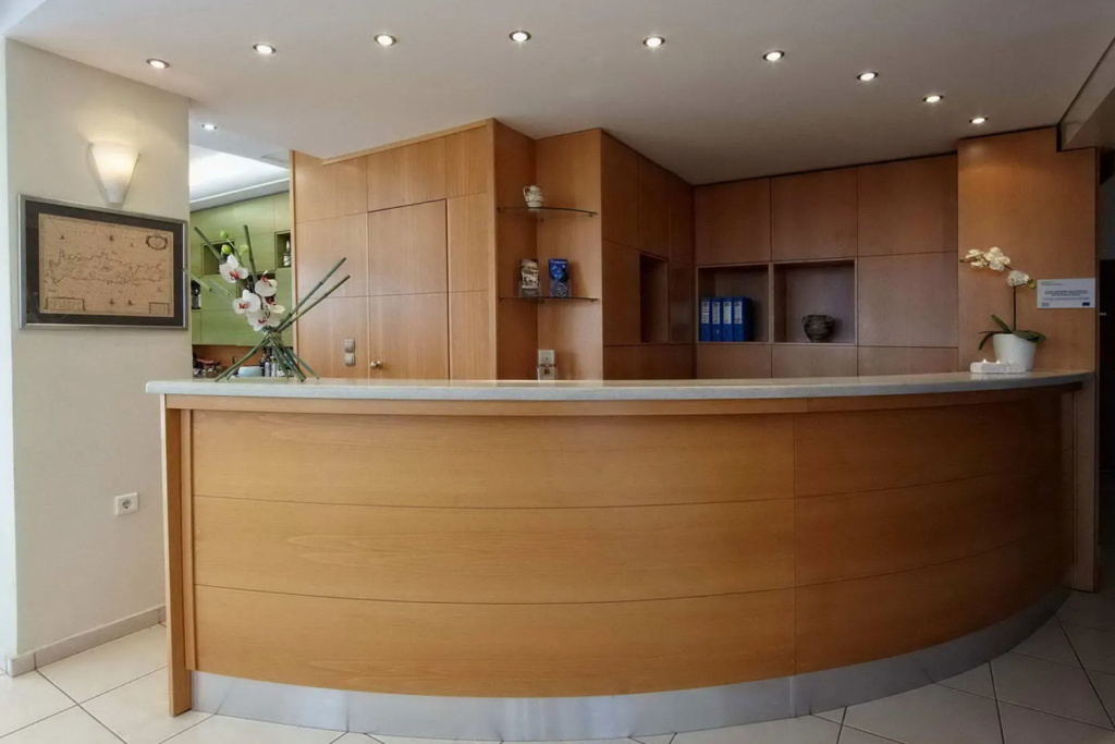 Lobby & Reception