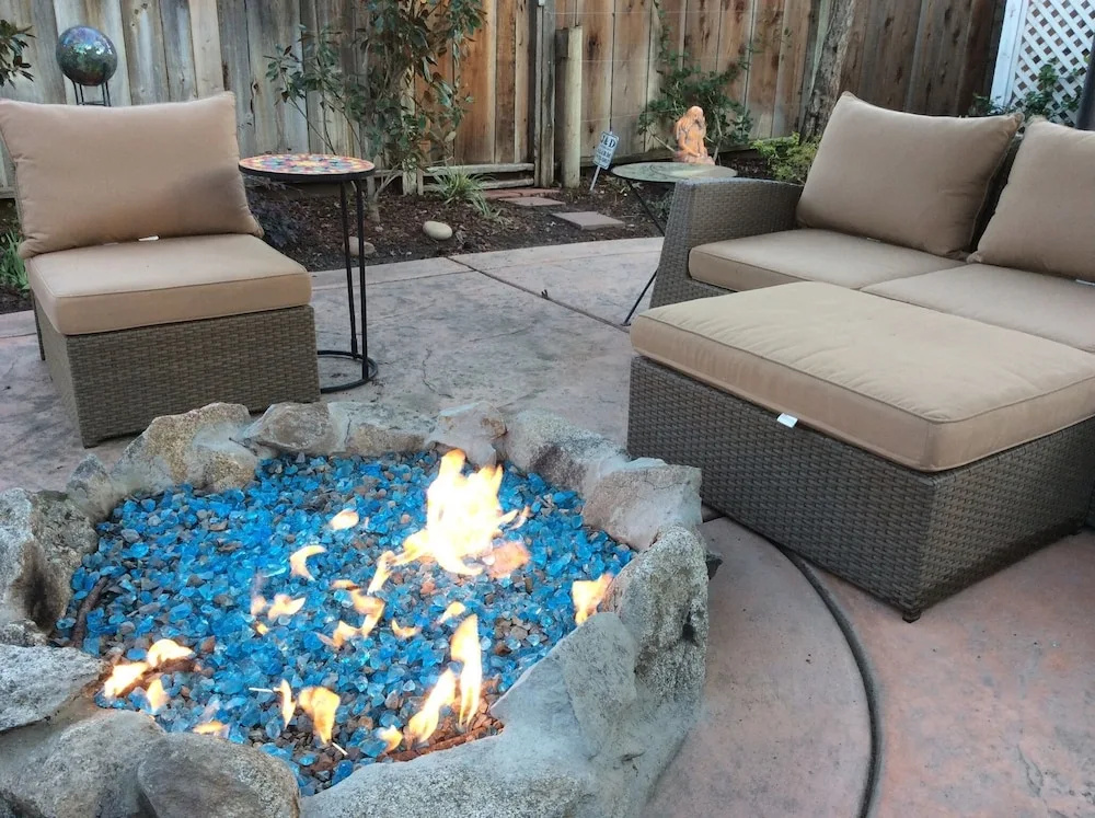 Group Retreat with Hot Tub & Studio