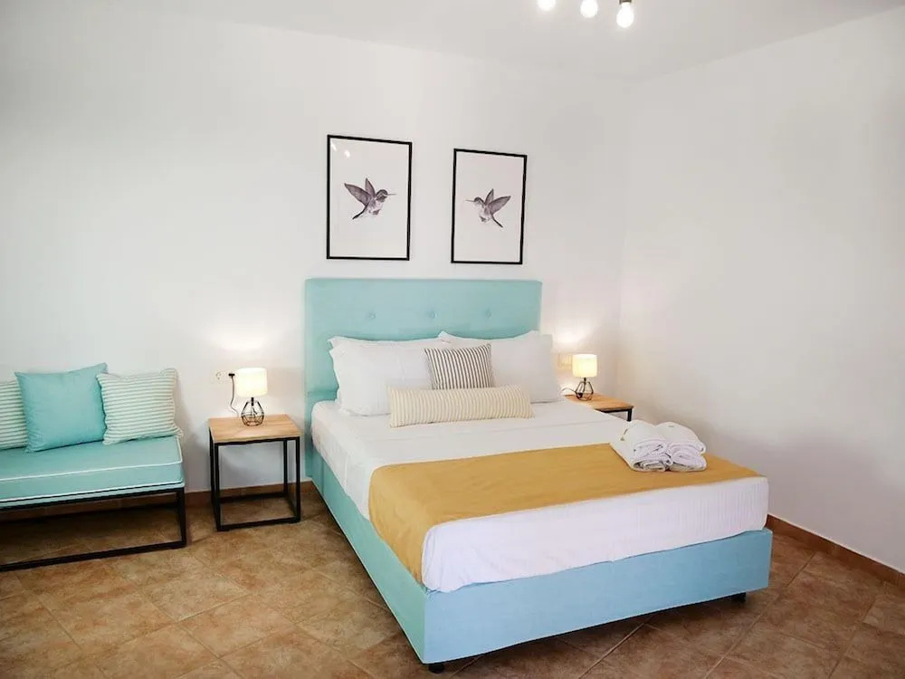 Komitsa Luxury Apartments, ,