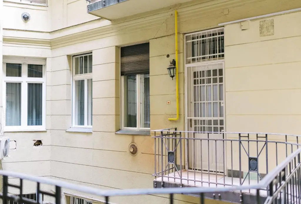 d.Five Golden Hand Luxury Apartment