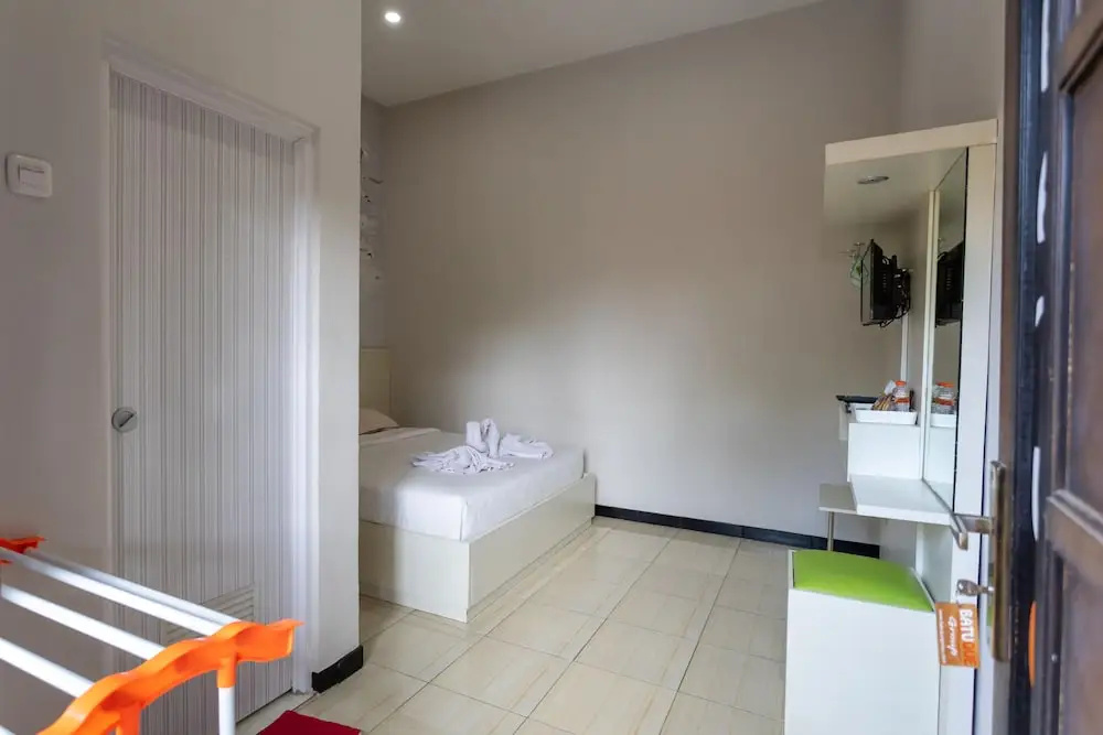 Superior Double room with balcony (full double bed)