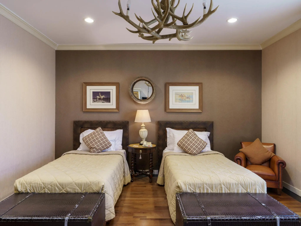 Superior room