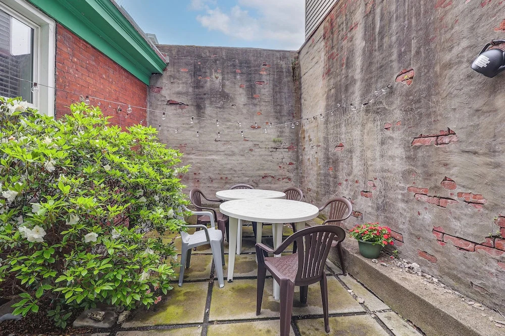 Walkable Lawrenceville Townhome w/ Private Patio!