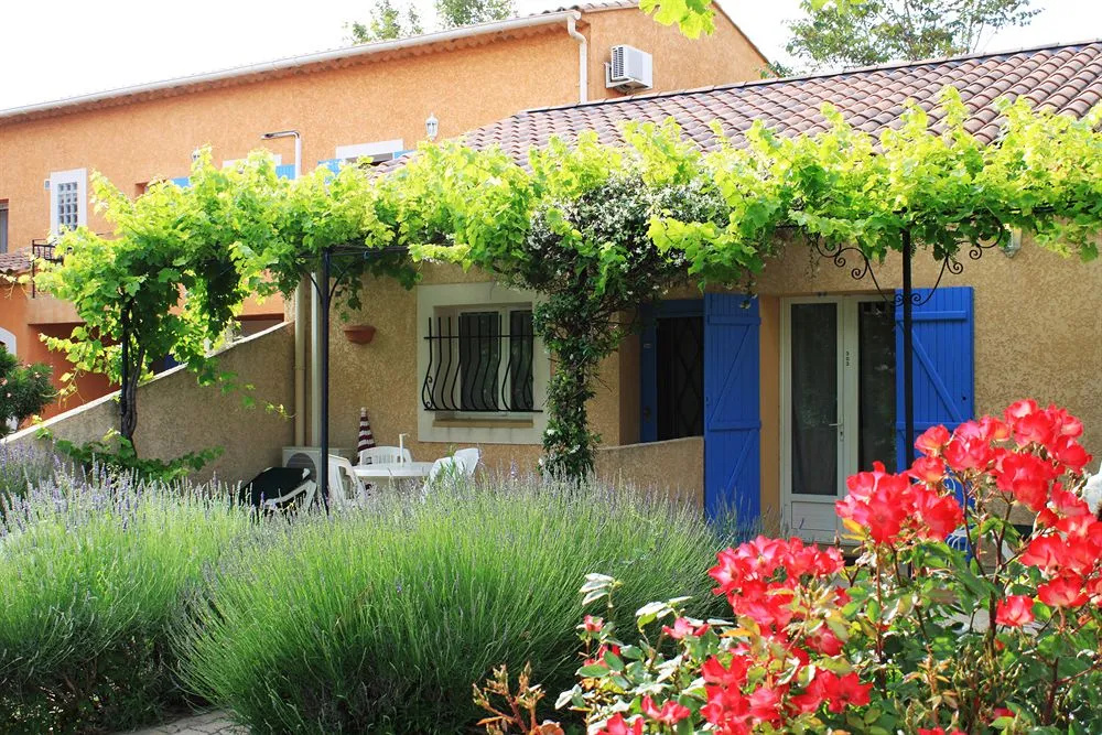 AppartHotel Festival Sud Suites - Gare TGV