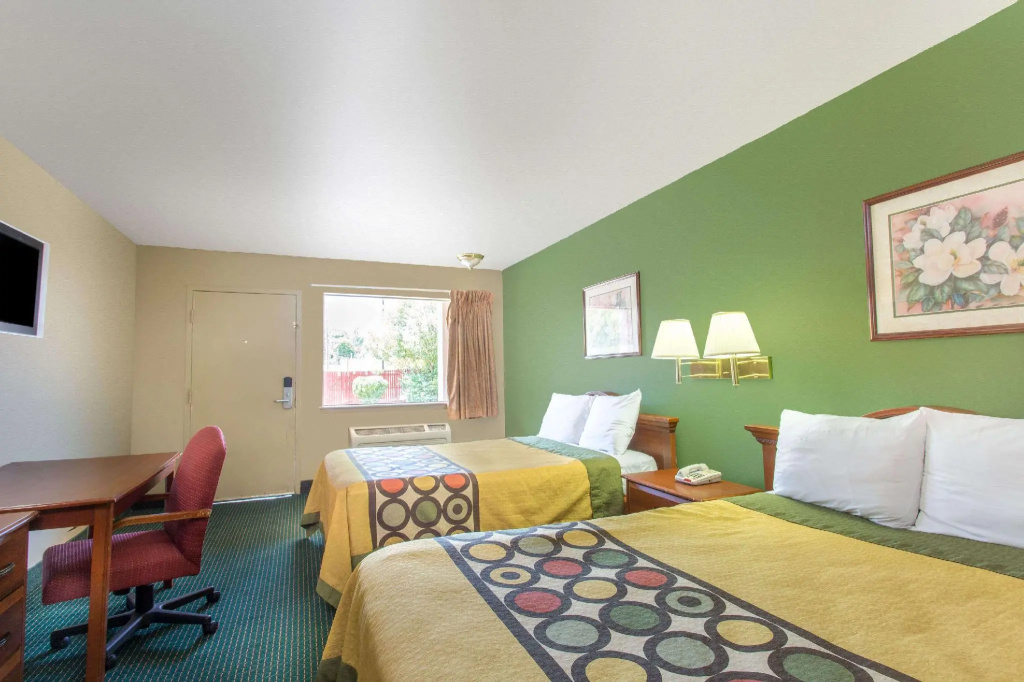Standard Quadruple room