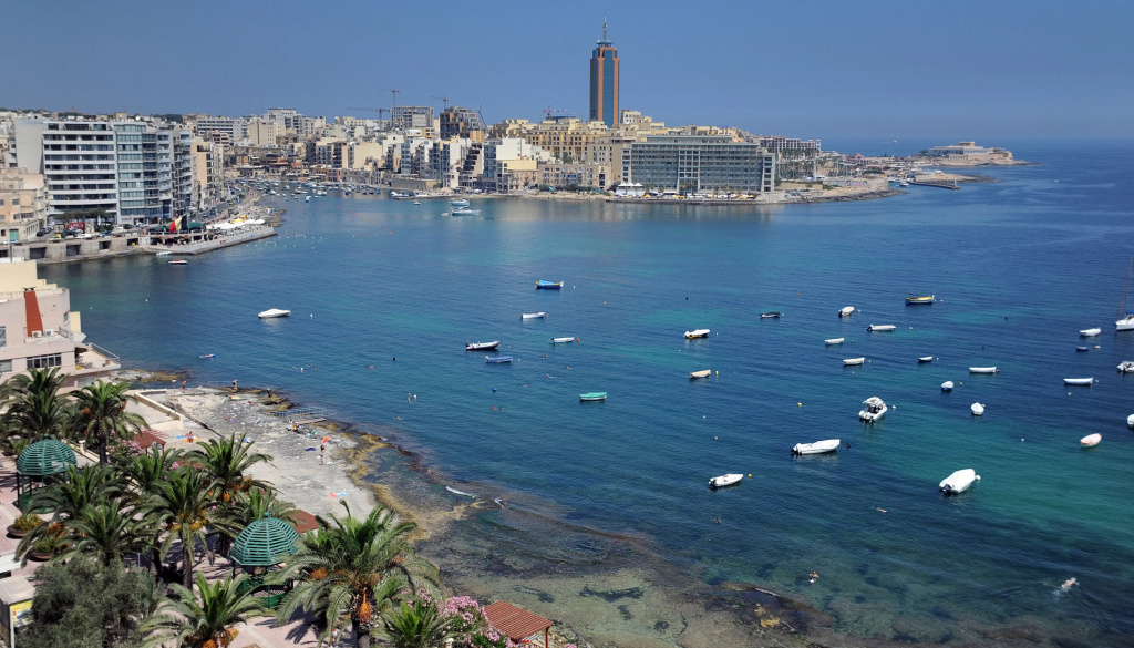 Beach & Waterfront