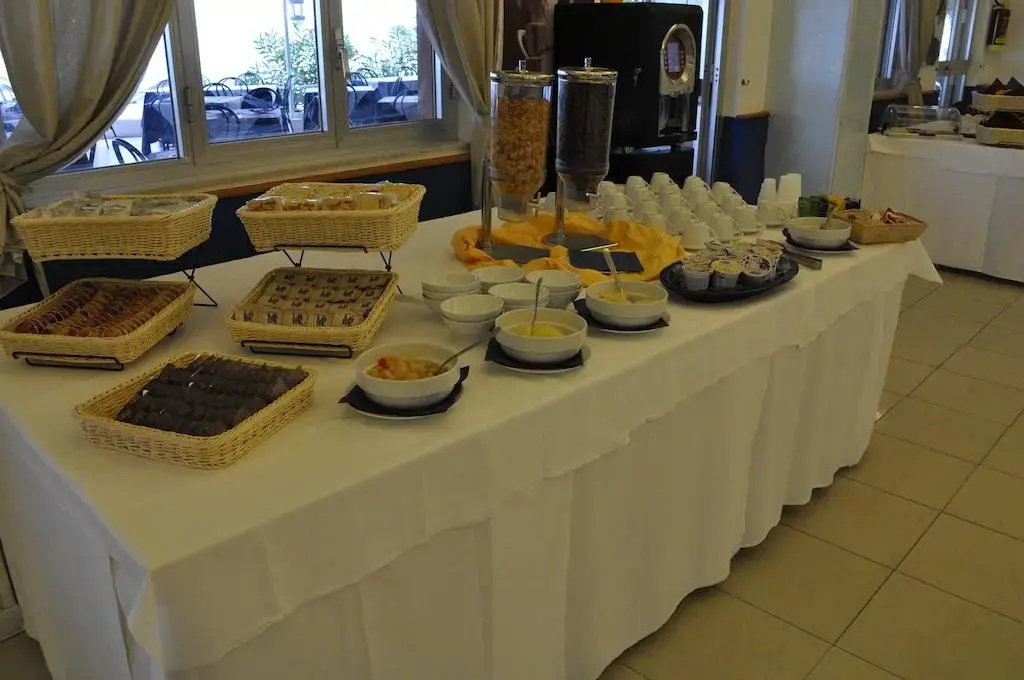Hotel photo 12