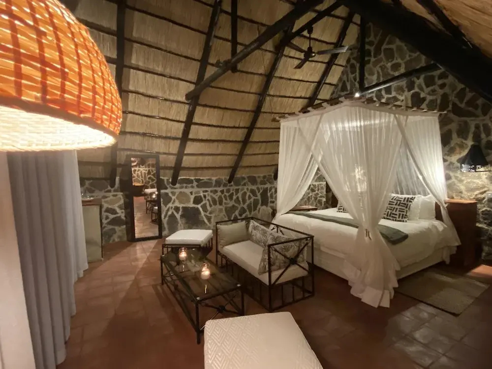 Double Suite with mountain view (full double bed)