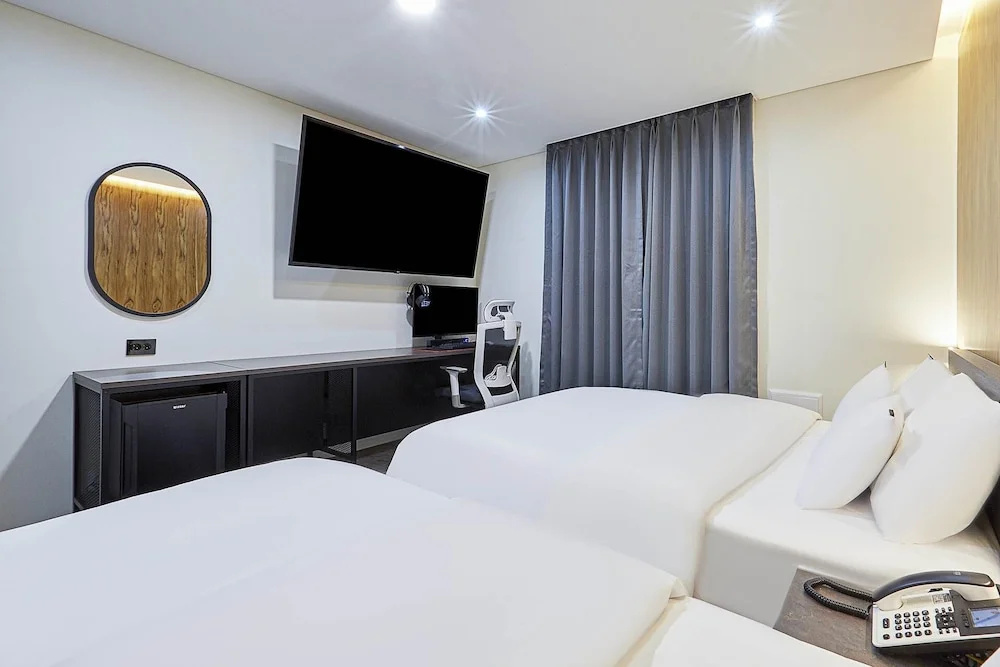 Standard Double room (twin beds)