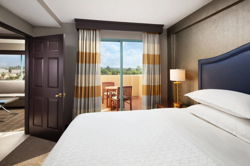 Sheraton Fairplex Suites & Conference Center - Général