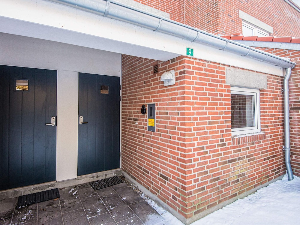Cozy Holiday Home in BlÃ¥vand near Beach