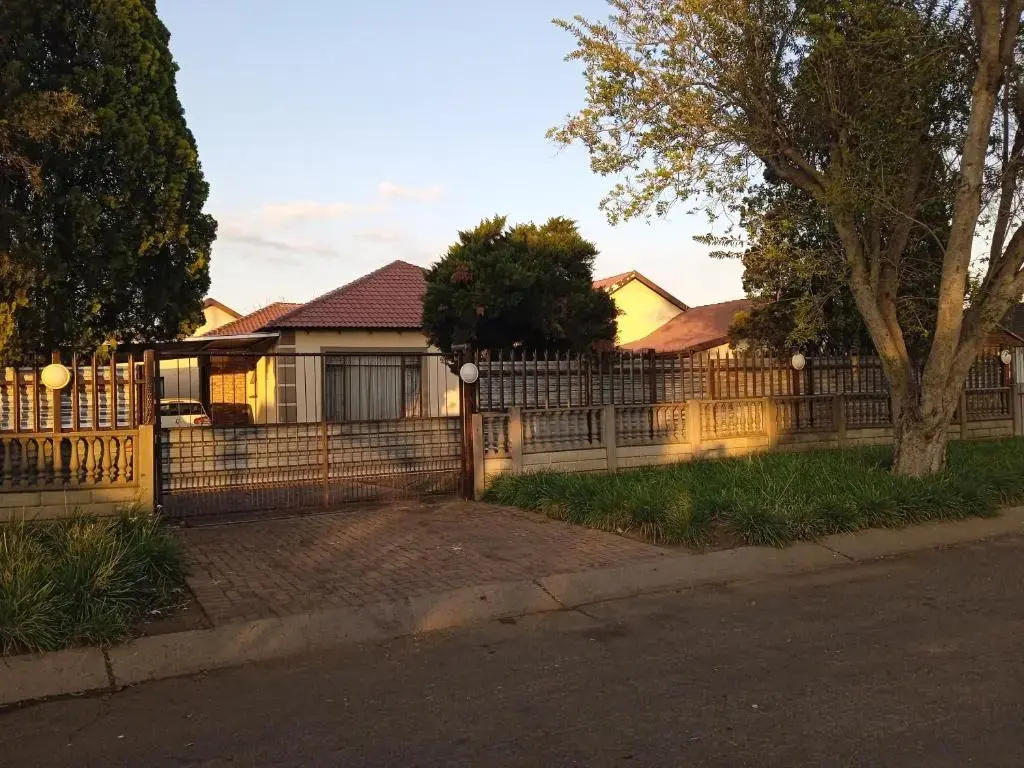 Lux contractors accommodation