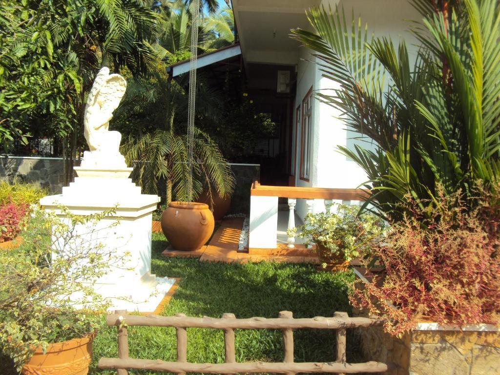 Angel Villa