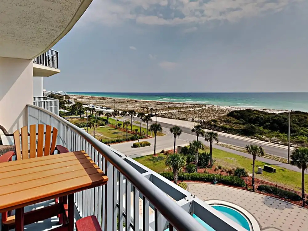 Emerald Dolphin by Southern Vacation Rentals