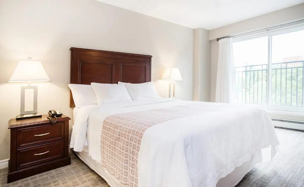 1 Bedroom Double Suite (full double bed)