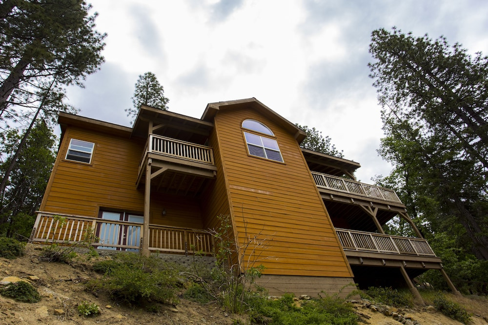 Yosemite West Scenic Wonders Vacation Rentals