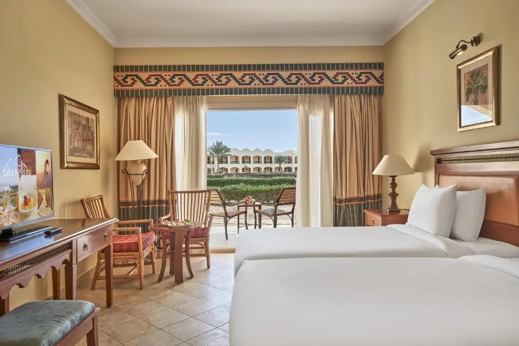 Double room with garden view (twin beds)