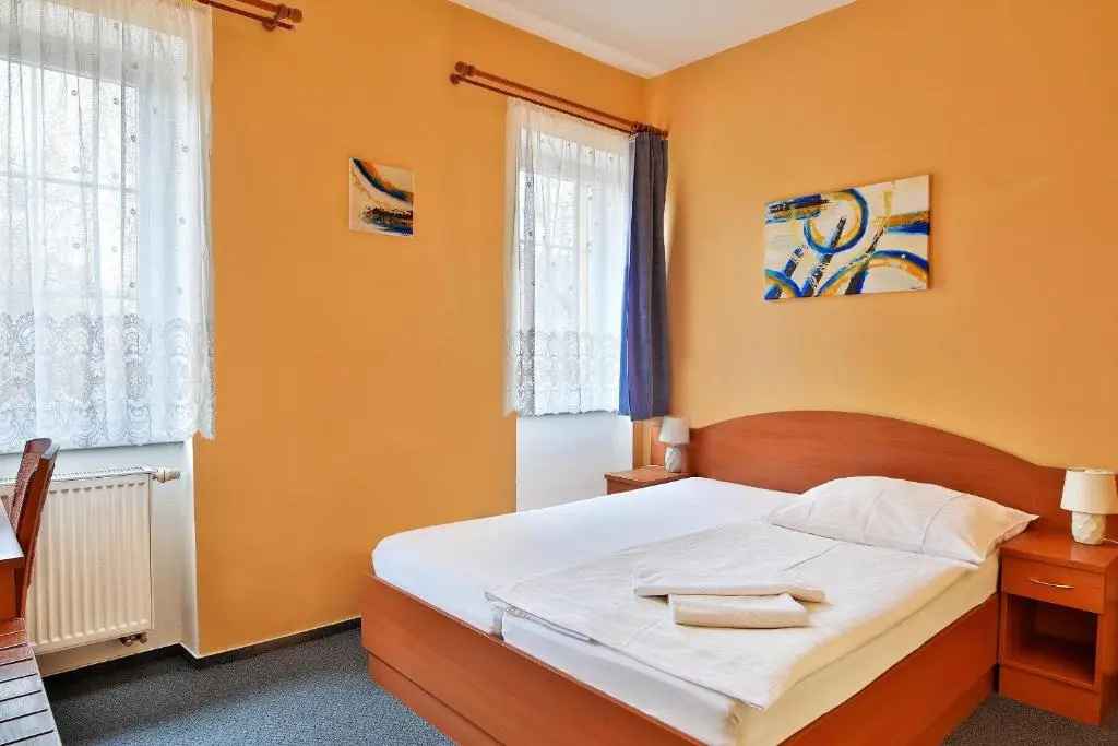 Hotel Attic - Chambres