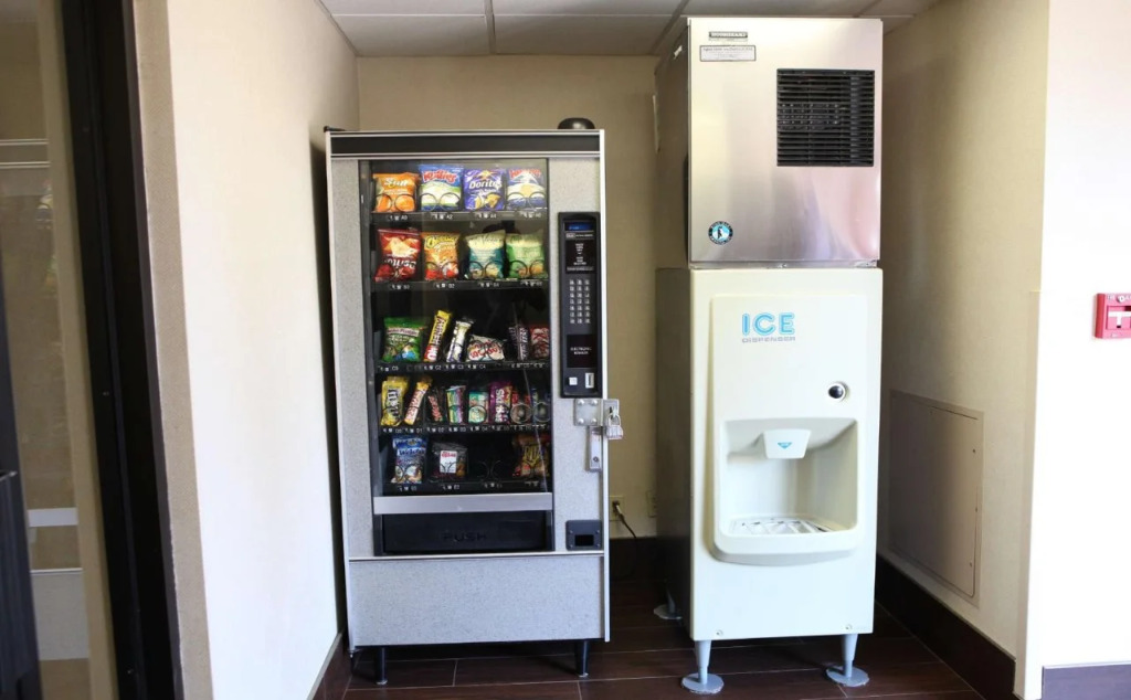 Country Inn & Suites By Radisson, Toronto Mississa - фото 10