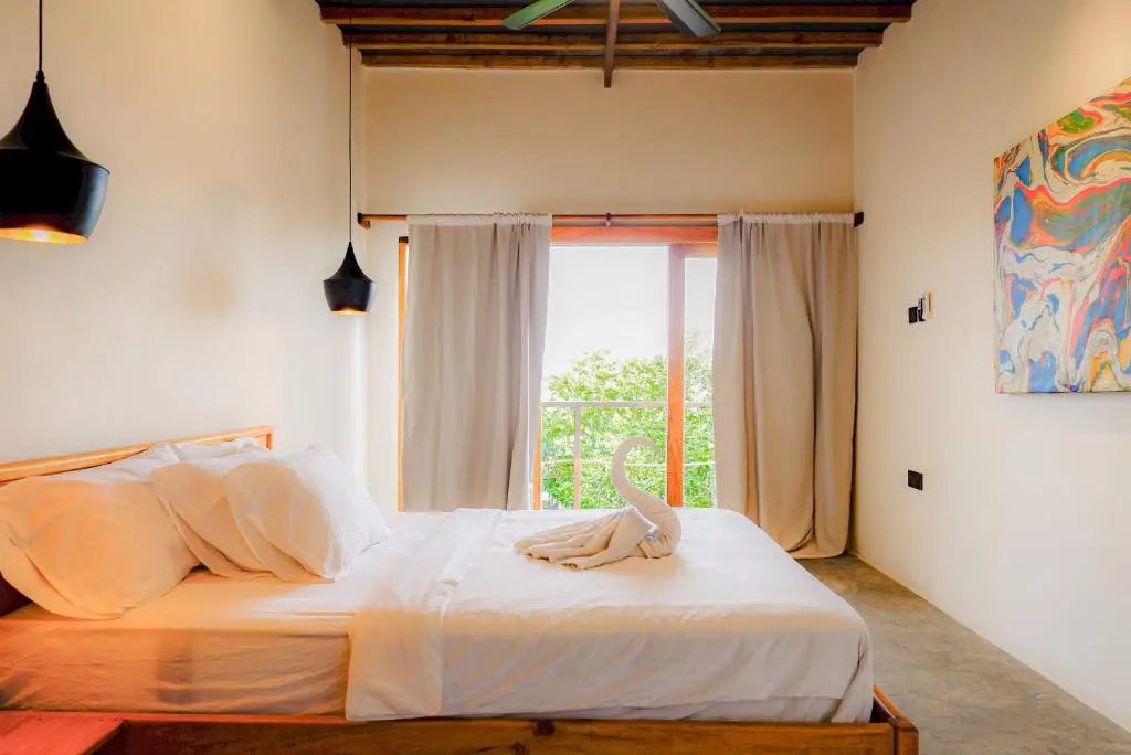 Deluxe Double room with sea view (full double bed)