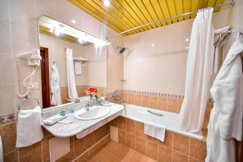 METROPOL HOTEL Yerevan - Chambres