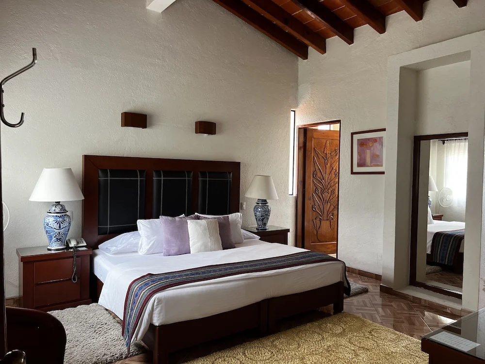 Suite with balcony and with mountain view