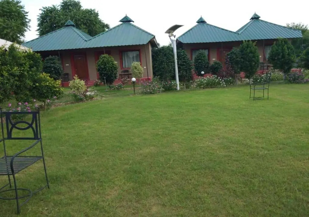 Lohana Village Resort - Chambres