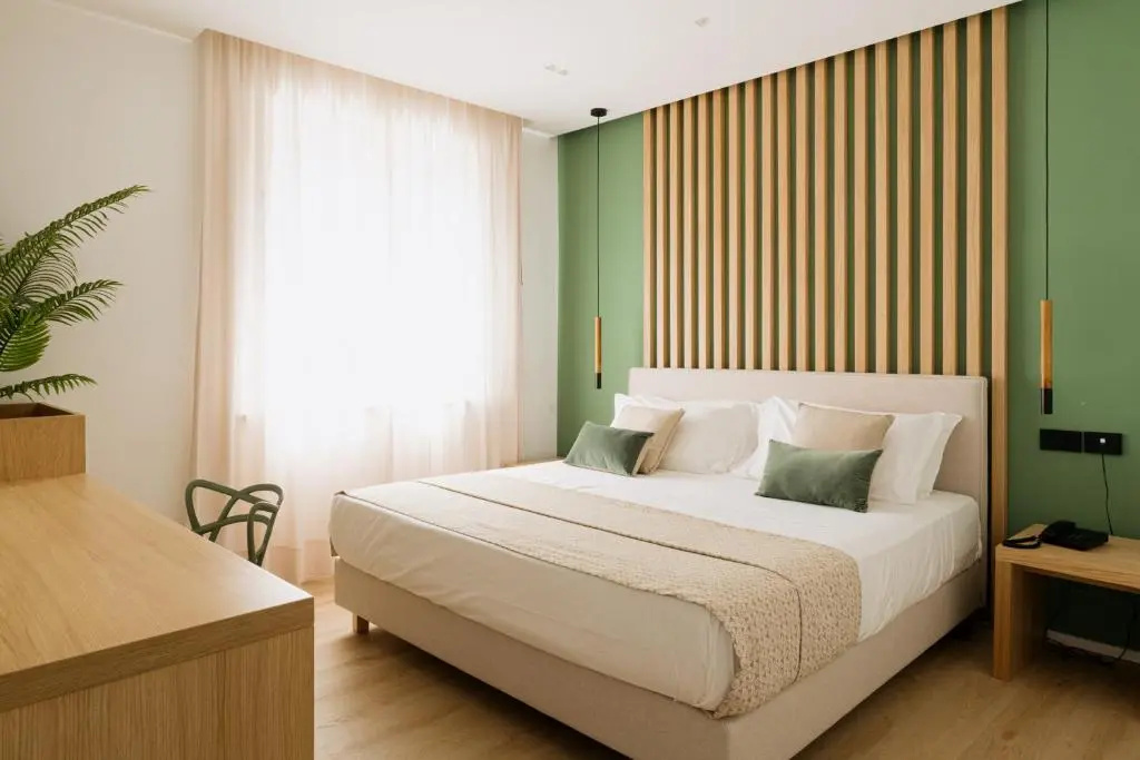 Superior Double room (full double bed)