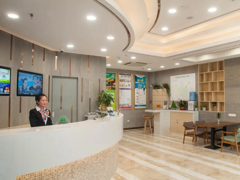Lobby & Reception