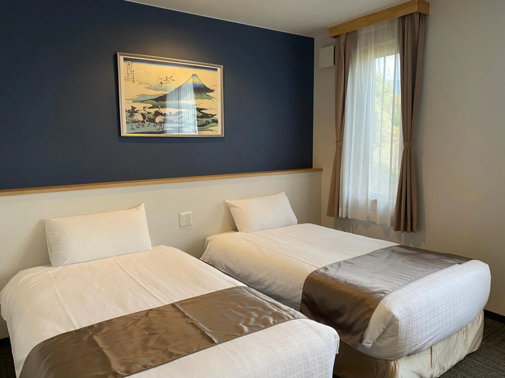HaoSTAY — 3