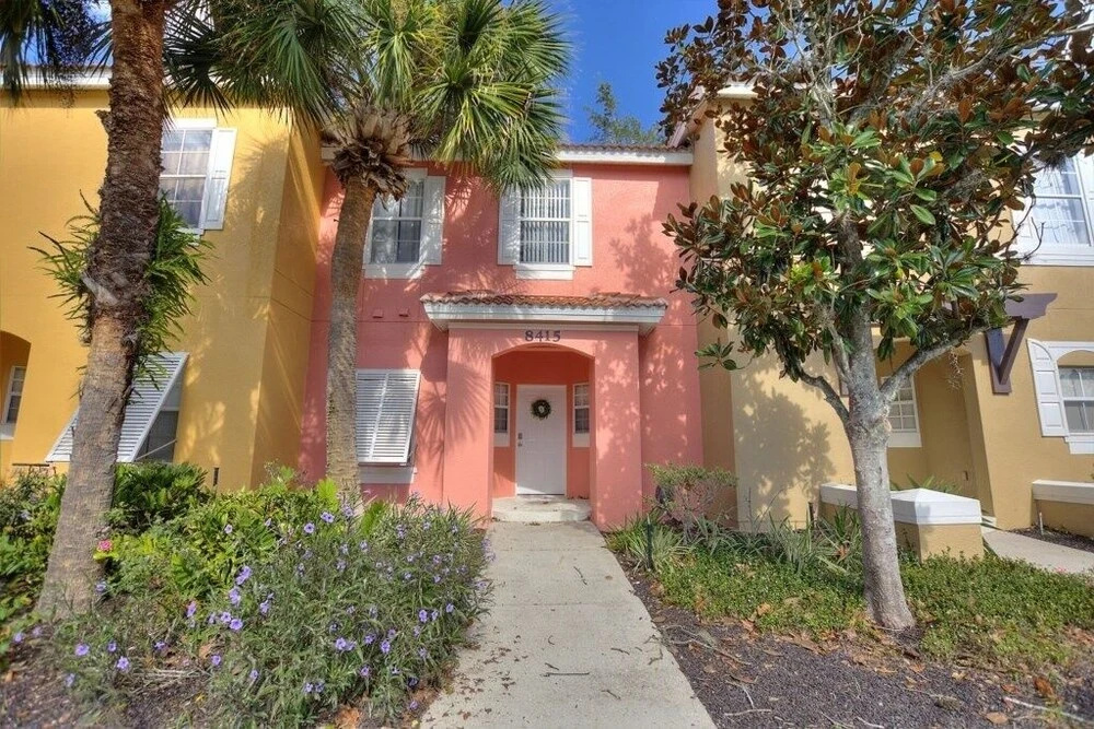 1 In A Minion At Emerald Island By Shine Villas414 3 Bedroom Townhouse