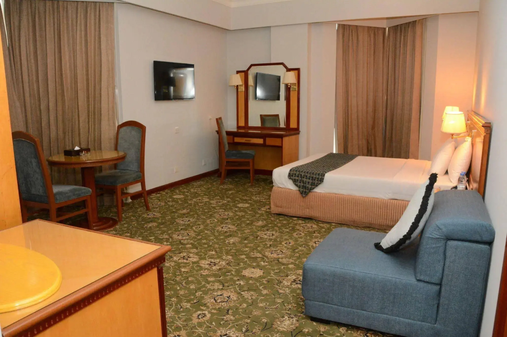Phoenicia Hotel-Hoora - фото 11