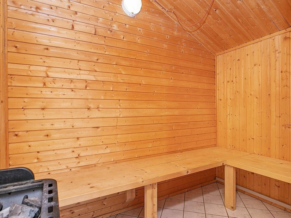 Beautiful Holiday Home in Ringkøbing With Dunes - фото 6