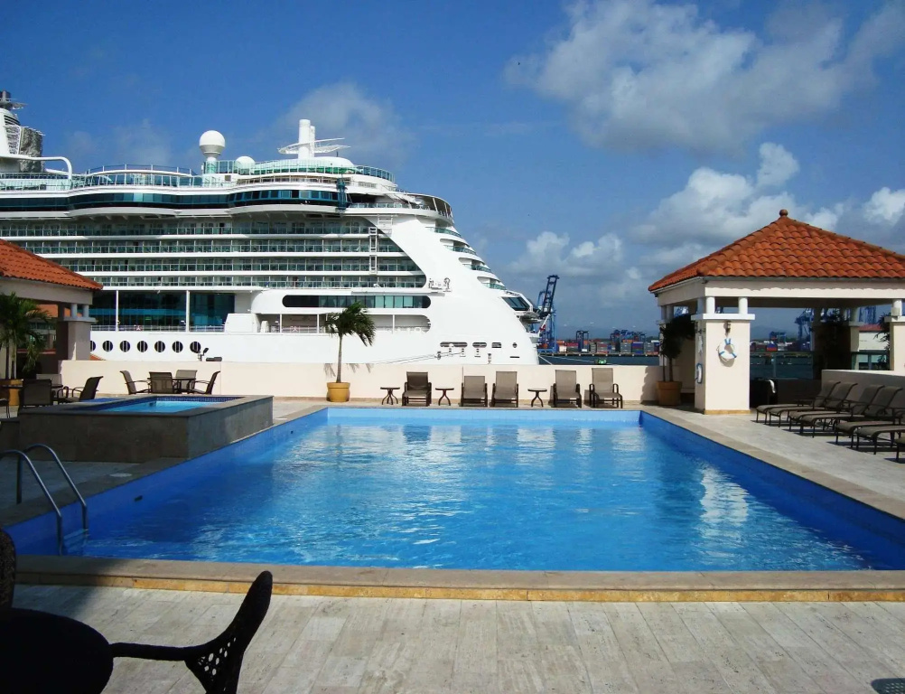 Radisson Colon 2000 Hotel & Casino at Cruise Port & Duty Free Mall - Général