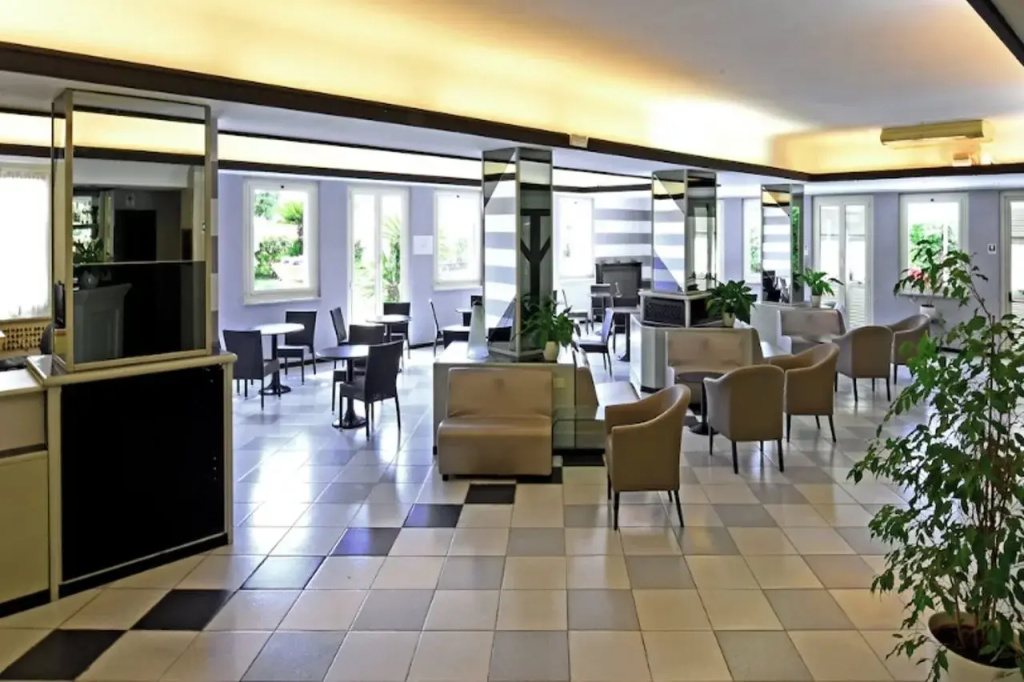 Hotel photo 17